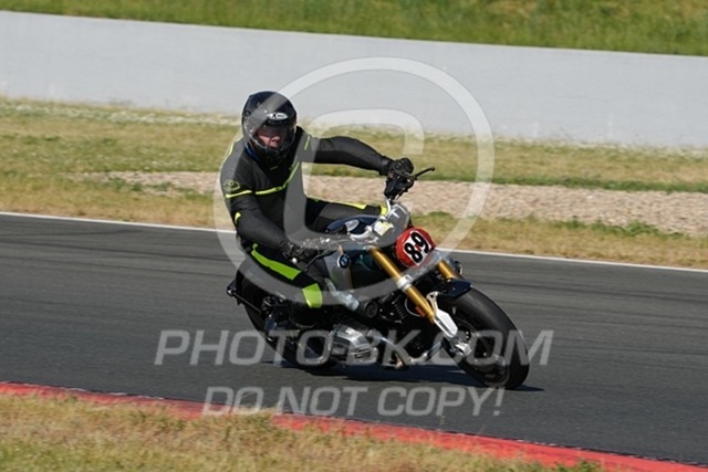 2024_05_16_PBK_13625 | Sportfotografie; SlowMotion; Video; Rennstrecke; Hafeneger; Speer; Racing; RSE; BMW; CBO; Trackday; Motorsportarena; Hockenheimring; Brno; Most; Barcelona; Valencia