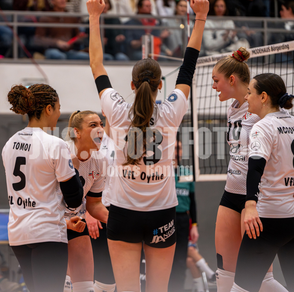 Volleyball I Frauen I Saison 2025-2026 I 2 Bundesliga Pro I 17. Spieltag VFL Oythe - VC Stralsund I 1873 | jns.sportfotos - Realisiert mit Pictrs.com
