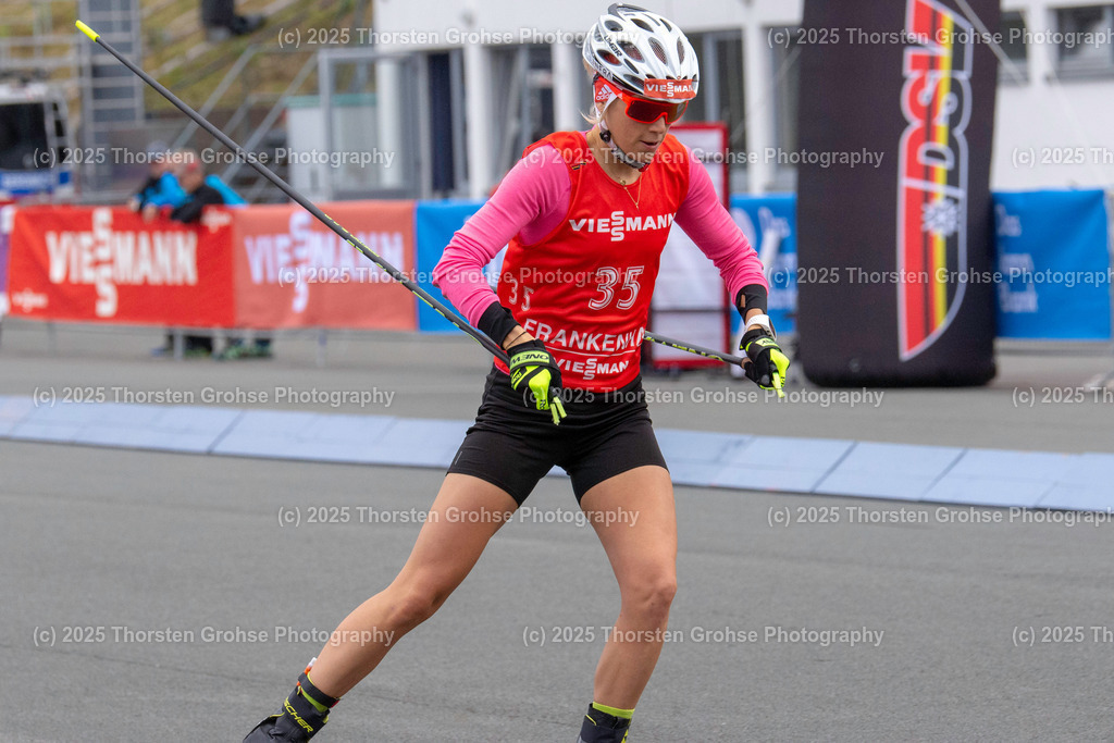 Deutsche Meisterschaften Biathlon | Deutsche Meisterschaften Biathlon, Speziallanglauf Frauen am 14.09.2018 in der DKB SKI ARENA in Oberhof, (Deutschland)

Bild: Horchler Karolin vom WSV Clausthal-Zellerfeld / BwB - Realisiert mit Pictrs.com