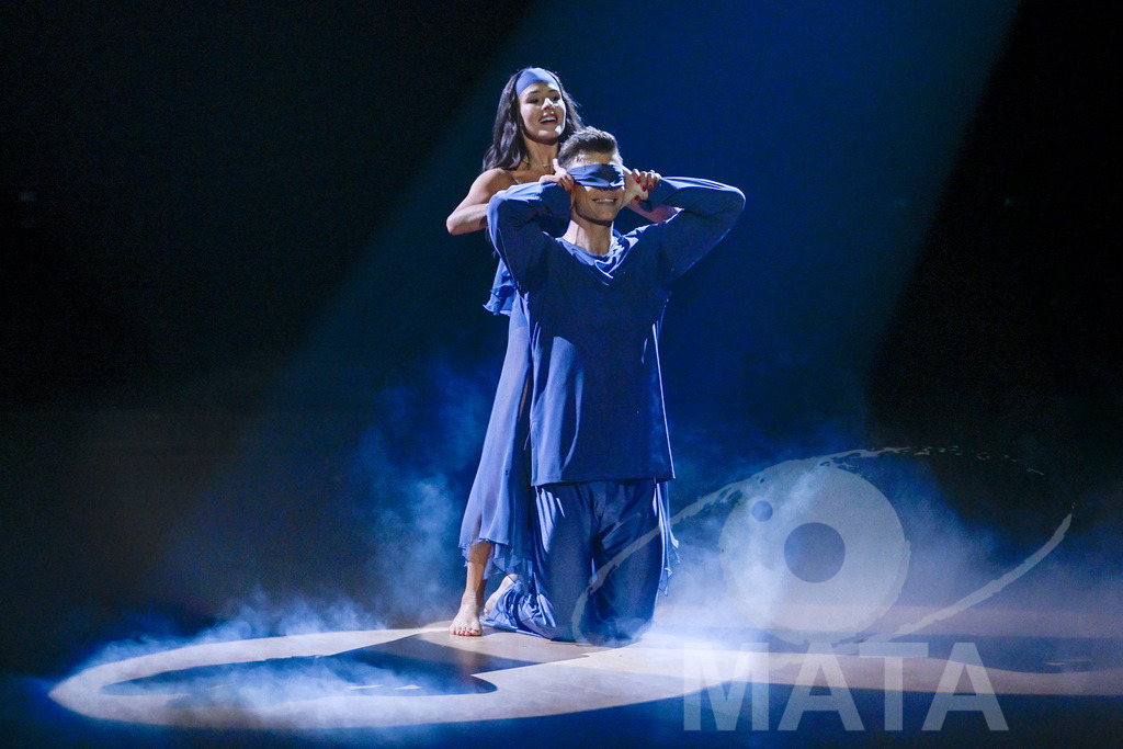 _DW06112 | Profitänzerin Patricija Ionel und Para-Schwimmer Taliso Engel bei der 18. Staffel der RTL-Tanzshow Lets Dance  - Realisiert mit Pictrs.com