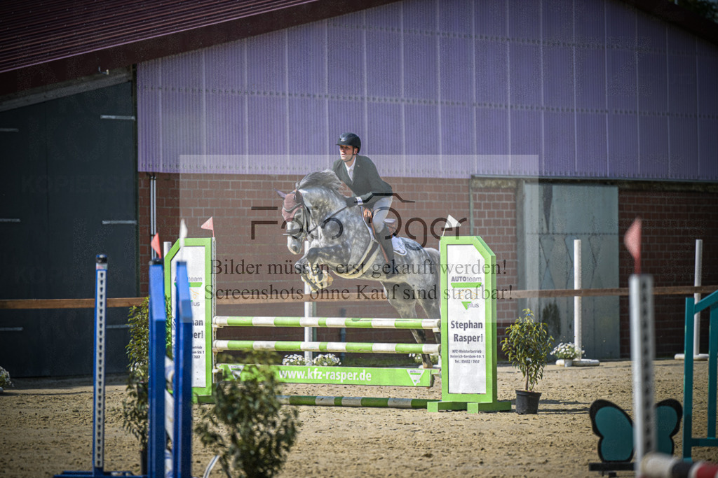 DOS_7508 | Entdecke hochwertige Reitturnierfotos von Foto Oger. Professionell, emotional und authentisch – jetzt Lieblingsmomente im Shop bestellen.Deutschlandweite Turnierfotografie. - Realisiert mit Pictrs.com