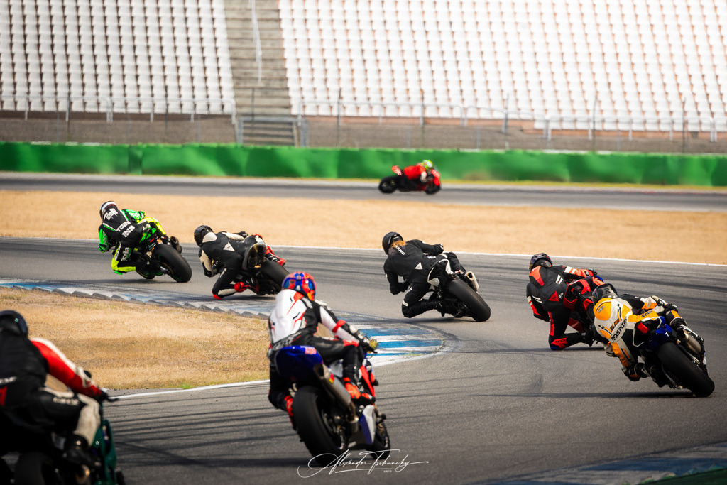 Ducati Trackday Hockenheimring 2026 | Entdecken Sie die faszinierende Welt von Alexander Tschuncky Arts: Kreative Fotografie, atemberaubende Automobilkunst und hochwertiger Bilderdruck. Lassen Sie sich inspirieren! - Realisiert mit Pictrs.com