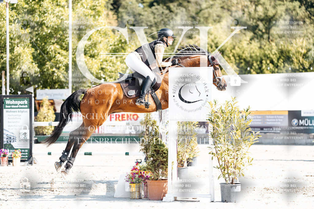 CK902382 | Turnierfotografie Pferdefotografie Trier Rheinland-Pfalz Pferdesport Reitsport Tierfotografie Sportfotografie Pferdevideo Pferdevideografie Equestrianvideography equestrianphotography  - Realisiert mit Pictrs.com