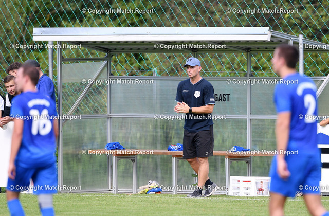 Fussball Bezirkspokal 21/22: SV Wachendorf - ASV Bildechingen | Fussball Bezirkspokal  Saison   2021/2022   15.08.20211. RundeSV Wachendorf - ASV BildechingenTrainer Bernd Geiser (ASV Bildechingen)FOTO: ULMER PressebildagenturxxNOxMODELxRELEASExx