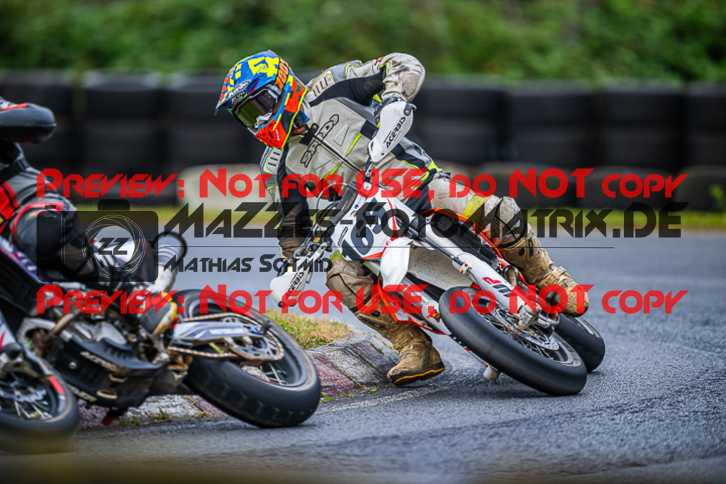 MaZZes_FotoMatrix_230916_4525 | UE40