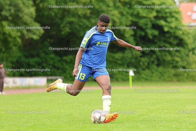 Fußball I Junioren I Kreispokal Lübeck I Finale I JSG Concordia Lübeck - TSV Siems I 09.06.2025.077 | Joel Barra (13, JSG Concordia Lübeck) - Realisiert mit Pictrs.com