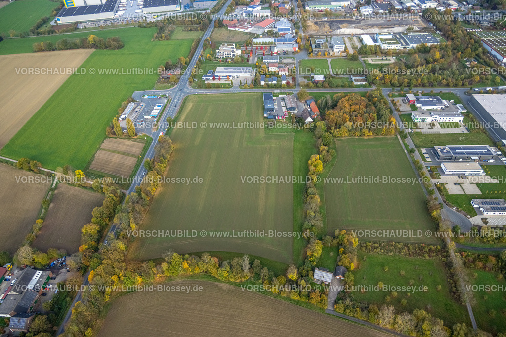 Hamm221012325 | Luftbild, Wiesenfläche Werler Straße, Kreuzung Oberallener Weg, Aral Tankstelle, Rhynern, Hamm, Ruhrgebiet, Nordrhein-Westfalen, Deutschland