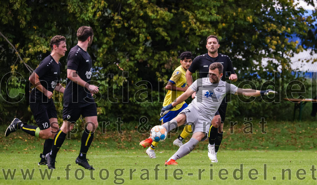 2023-09-03_060_TSV_Grafing_II_gegen_SV_Dornach_II | Grafing, Deutschland, 03.09.2023:
Fußball, A-Klasse 2023 / 2024, 3. Spieltag, TSV Grafing II gegen SV Dornach II, Endergebnis: 0:0

Torwart Jakob Krütten (SV Dornach, #27)

Foto: Christian Riedel / fotografie-riedel.net