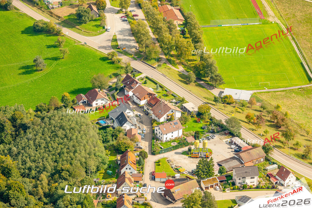 Luftaufnahme von Großerlach - Die Luftaufnahme wurde 2025 vom UL-Flugzeug heraus erstellt ( keine Drohne ) - Hochauflösende Luftaufnahme - für professionelle Ausdrucke geeignet. Die Geschenkidee !Mit Lizenz und Bildrechte bestellbar
