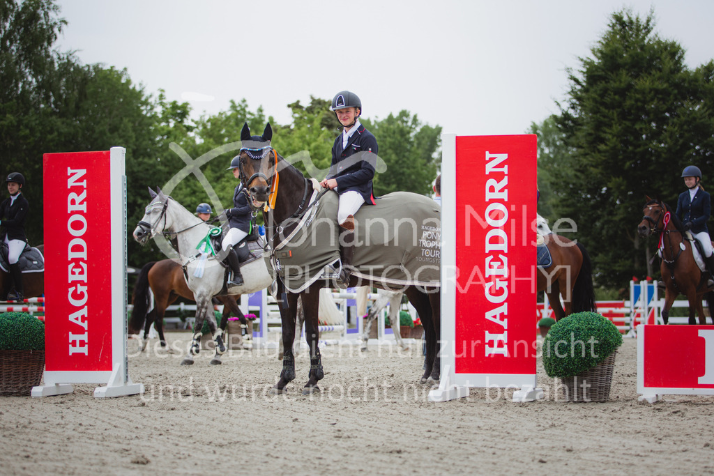 220619_Warstein_Pony-Trophy-389 | Warsteiner Outdoors
Ponyspringprüfung Kl.A*
YOUNGSTER Pony-Trophy
19.06.2022