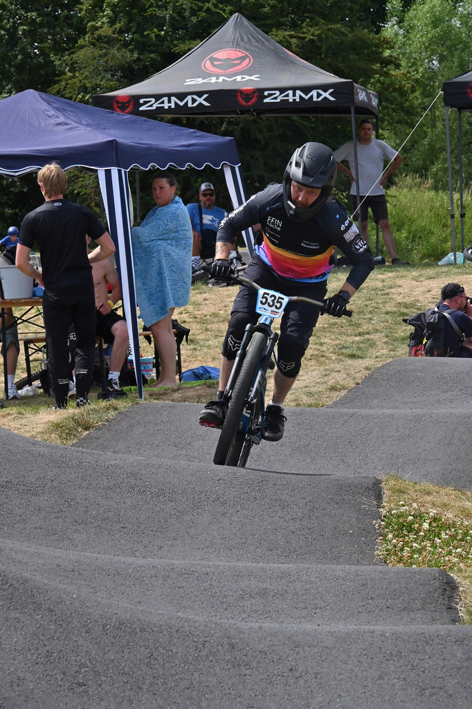 DSC_7336-cam-florian | German Pumptrack Series - Realisiert mit Pictrs.com