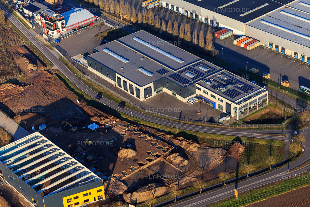 Luftbild: Südpfalzwerkstatt im Interpark in Offenbach an der Queich im Bundesland Rheinland-Pfalz in Deutschland. Foto: IMG_145337.jpg vom 02.02.2025 durch Werner Riehm/FLY-FOTO.deStarker Partner mit sozialer Verantwortung - Südpfalzwerkstatt