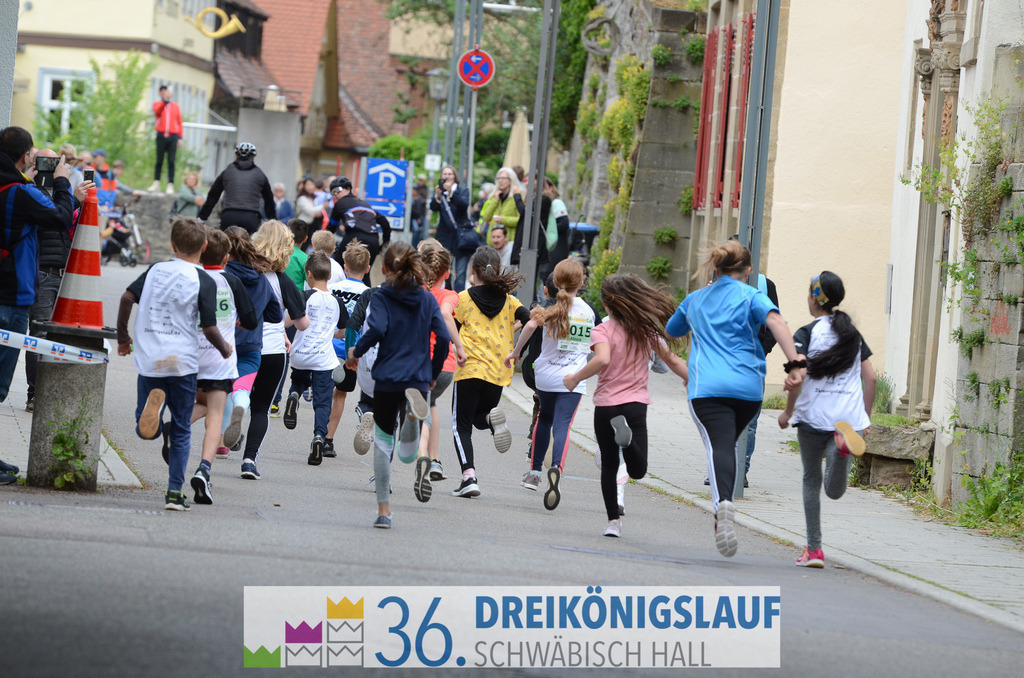 AOK Junior Cup 400m | 3Königslauf 2022 AOK Junior Cup 400m - Realisiert mit Pictrs.com