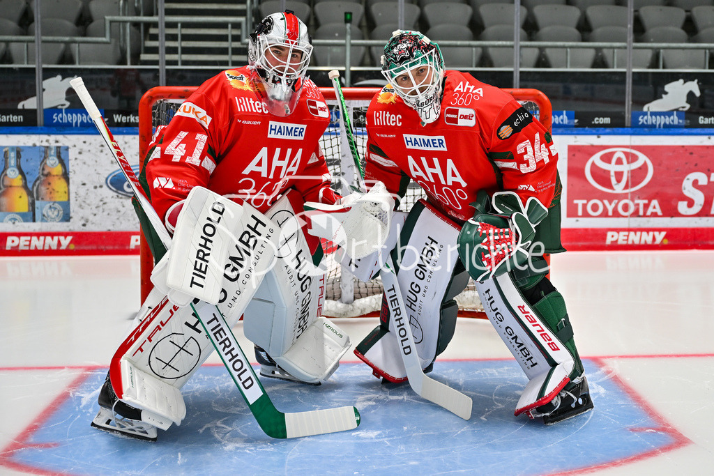 Augsburger Panther 2025/26 | im Bild das Torhüterduo der Augsburger Panther für die Saison 2025/26, Peyton JONES (Augsburger Panther 41) und Michael GARTEIG (Augsburger Panther 34 / Media Day Augsburger Panther: Curt-Frenzel Stadion am 06.08.2025