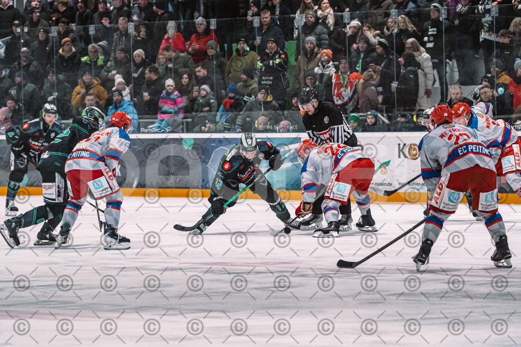 Alligators_vs_Peiting_04_01_2026-019 | Höchstadt Alligators Fotogalerie: Eishockey-Action aus Franken. Professionelle Spielfotos, Portraits & Stadionbilder zum Download. Jetzt entdecken! - Realisiert mit Pictrs.com