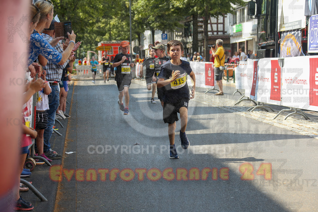 230624_1527_EX1_4364 | Sportfotografie im Rhein-Sieg Kreis, Köln, Bonn, NRW, Rheinland Pfalz, Hessen, etc. Unser Tätigkeitsfeld umfasst den Laufsport vom Volkslauf über den Marathon, Duathlon, Triathon bis zum Ultralauf wie Kölnpfad Ultra oder Schindertrail.