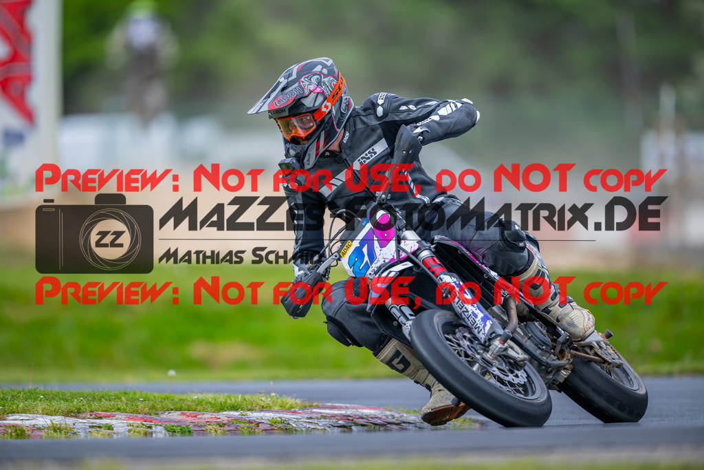 MaZZes-Fotomatrix-20260508-52826 | G1