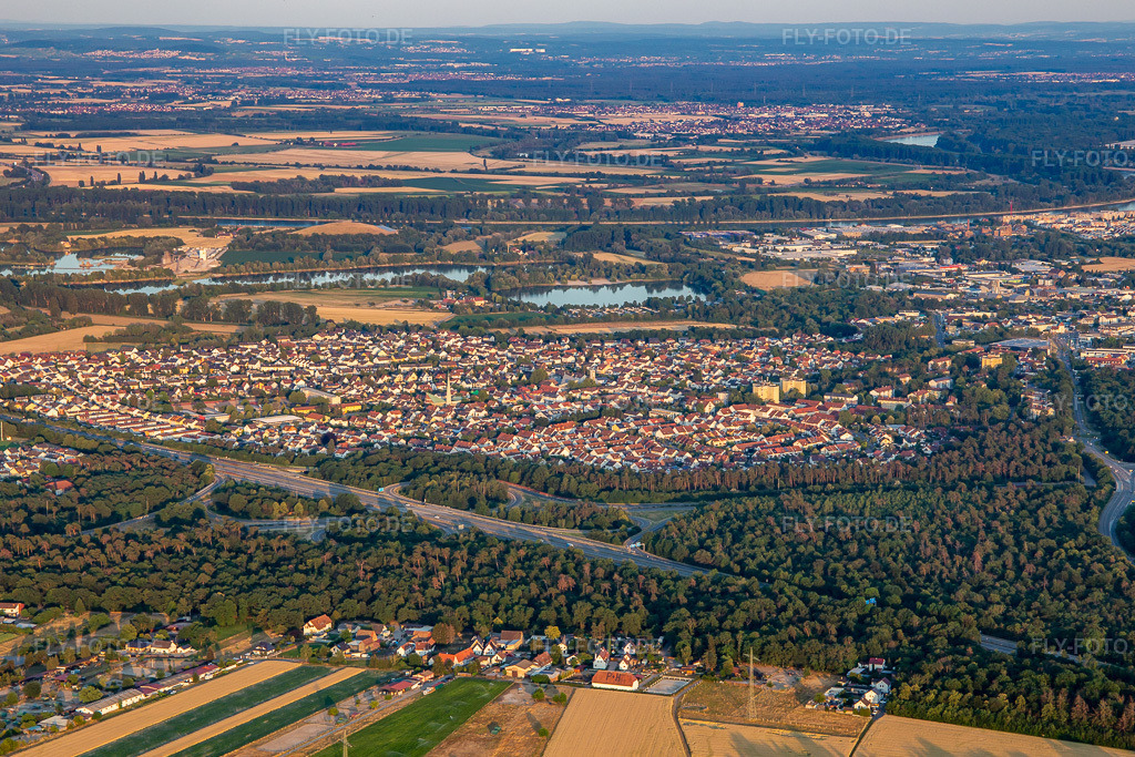 Luftbild: Speyer-Nord von Westen im Ortsteil Rinkenbergerhof in Speyer im Bundesland Rheinland-Pfalz in Deutschland. Foto: IMG_137242.jpg vom 24.06.2023 durch Werner Riehm/FLY-FOTO.de