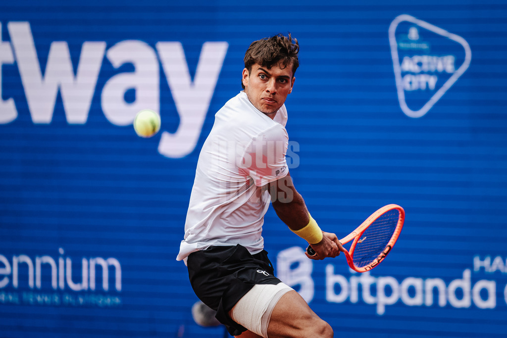 Tennis | Männer | bitpanda Hamburg Open Finale | ATP 500 | Andrei Andrejewitsch Rubljow (RUS) vs. Flavio Cobolli (ITA) | 24.05.2025 | Flavio Cobolli Rückhand