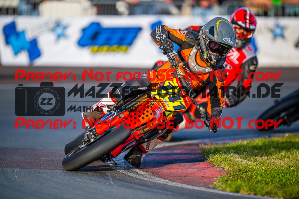 MaZZes_FotoMatrix_231001_8081 | S1