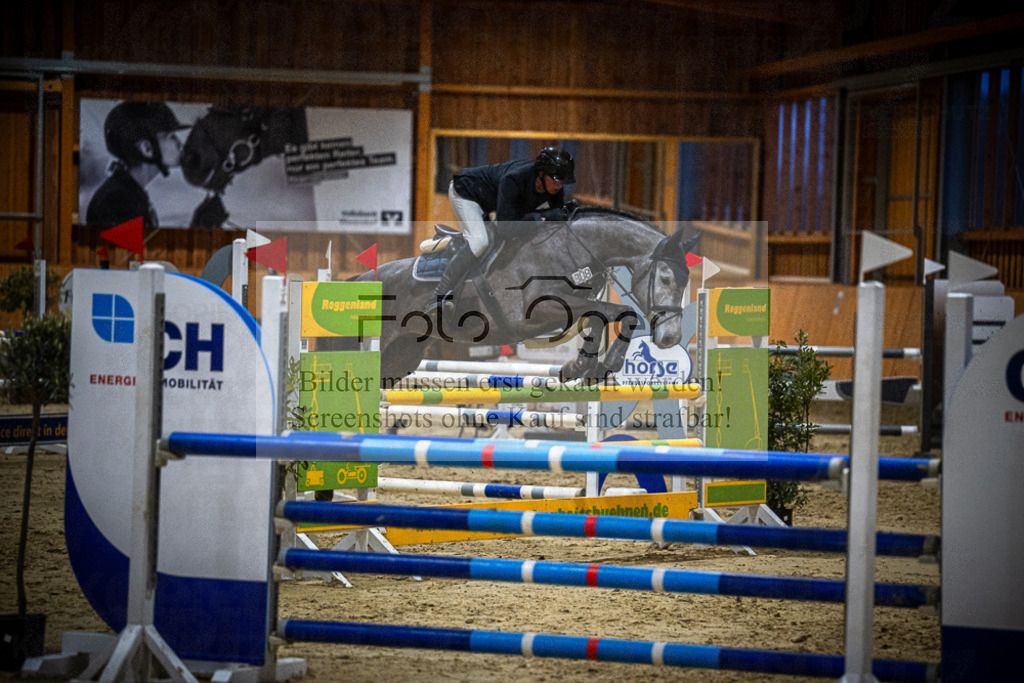 DOS_0775 | Entdecke hochwertige Reitturnierfotos von Foto Oger. Professionell, emotional und authentisch – jetzt Lieblingsmomente im Shop bestellen.Deutschlandweite Turnierfotografie. - Realisiert mit Pictrs.com