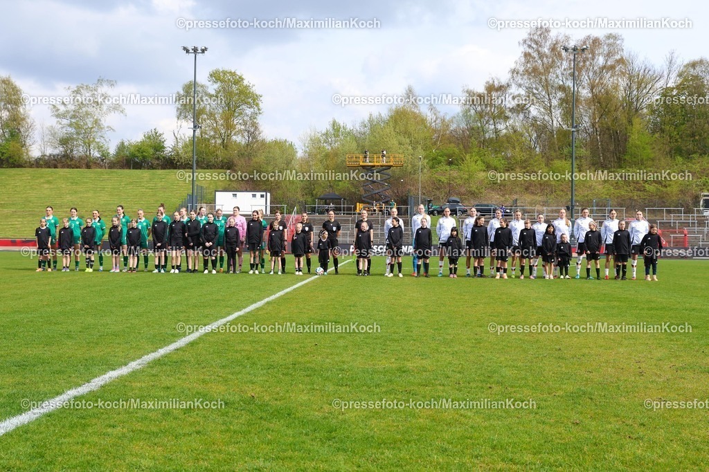 xKWIx10042601050 | 2026.04.10, xkwix, Fußball, UEFA Women's UNDER 19 Championship qualification, Republic of Ireland - Germany, Uhlenkrugstadion, Runde 2 1.Spieltag, Saison 2025 / 2026: Beide Mannschaften in einer Reihe nach Einlauf DFB regulations prohibit any use of photographs as image sequences and or quasi-video. Photo: xKamilxWilkowskixPressefotoKochx