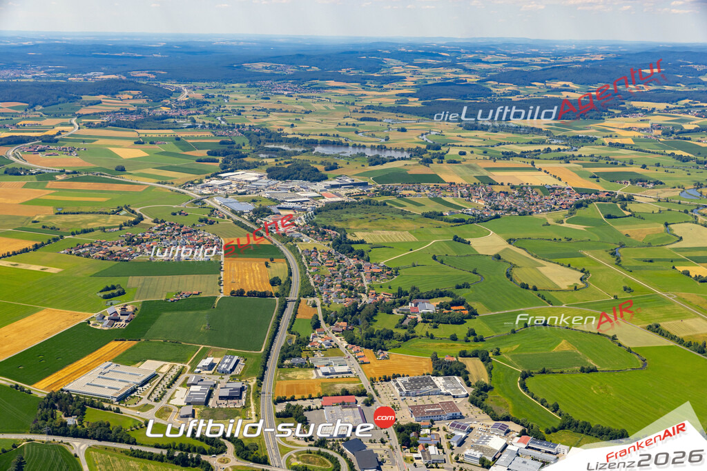 Die Luftaufnahme Janahof - Cham wurde 2022 vom Flugzeug aus (keine Drohne) erstellt. Hohe Auflösung -für große Poster und Wandbilder geeignet - Garantiert!