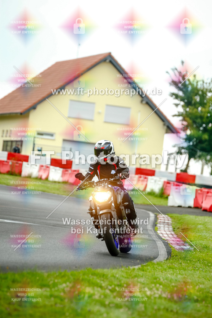 VBK-4063 | Hier findet Ihr Bilder von Touristenfahrten auf der Nürburgring Nordschleife oder von anderen Veranstaltungen die ich besucht habe. Viel Spass beim Durch Schauen 