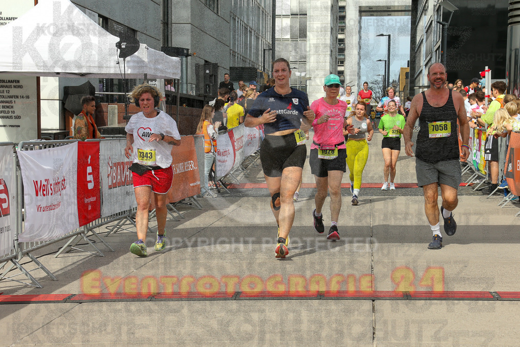 250920_1333_EX1_5460 | Sportfotografie im Rhein-Sieg Kreis, Köln, Bonn, NRW, Rheinland Pfalz, Hessen, etc. Unser Tätigkeitsfeld umfasst den Laufsport vom Volkslauf über den Marathon, Duathlon, Triathon bis zum Ultralauf wie Kölnpfad Ultra oder Schindertrail.