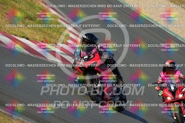 2024_09_07_PBK_32432 | Sportfotografie; SlowMotion; Video; Rennstrecke; Hafeneger; Speer; Racing; RSE; BMW; CBO; Trackday; Motorsportarena; Hockenheimring; Brno; Most; Barcelona; Valencia