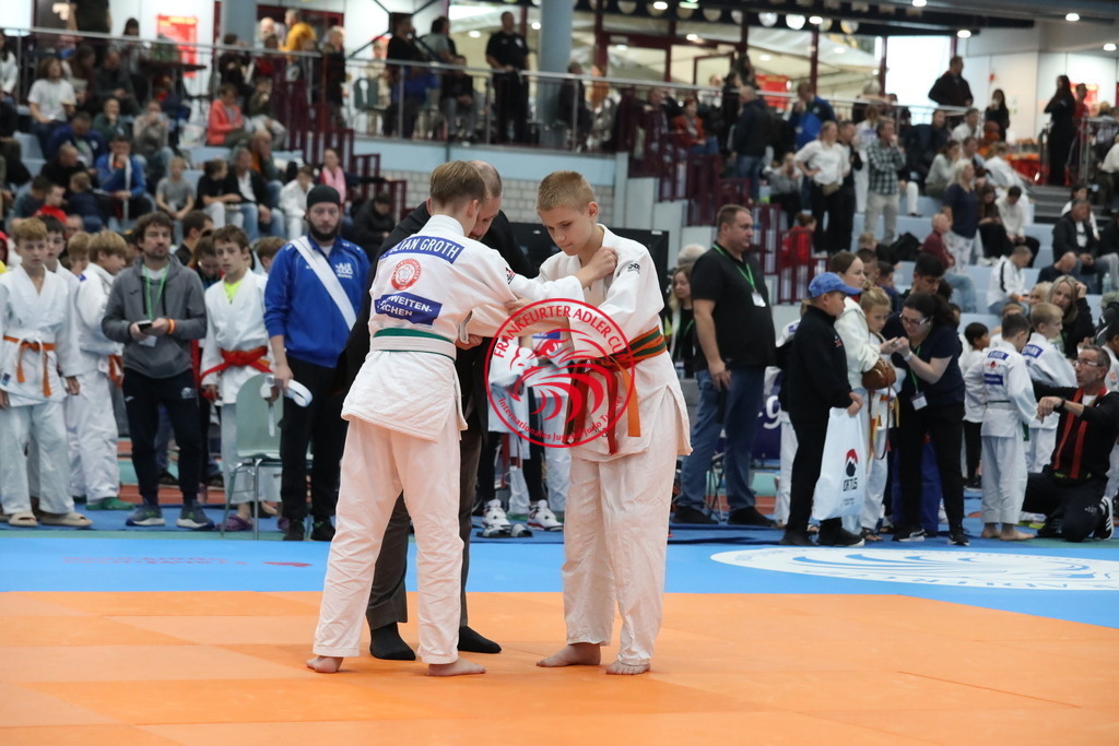 1J7A2793 | Fotos vom Adler Cup - Pictures from Adler Cup

Hier findet Ihr alle Eindrücke und großen Momente der Adler Cup Wochenenden. Here you will find all impressions and great moments of the Adler Cup weekends. - Realisiert mit Pictrs.com