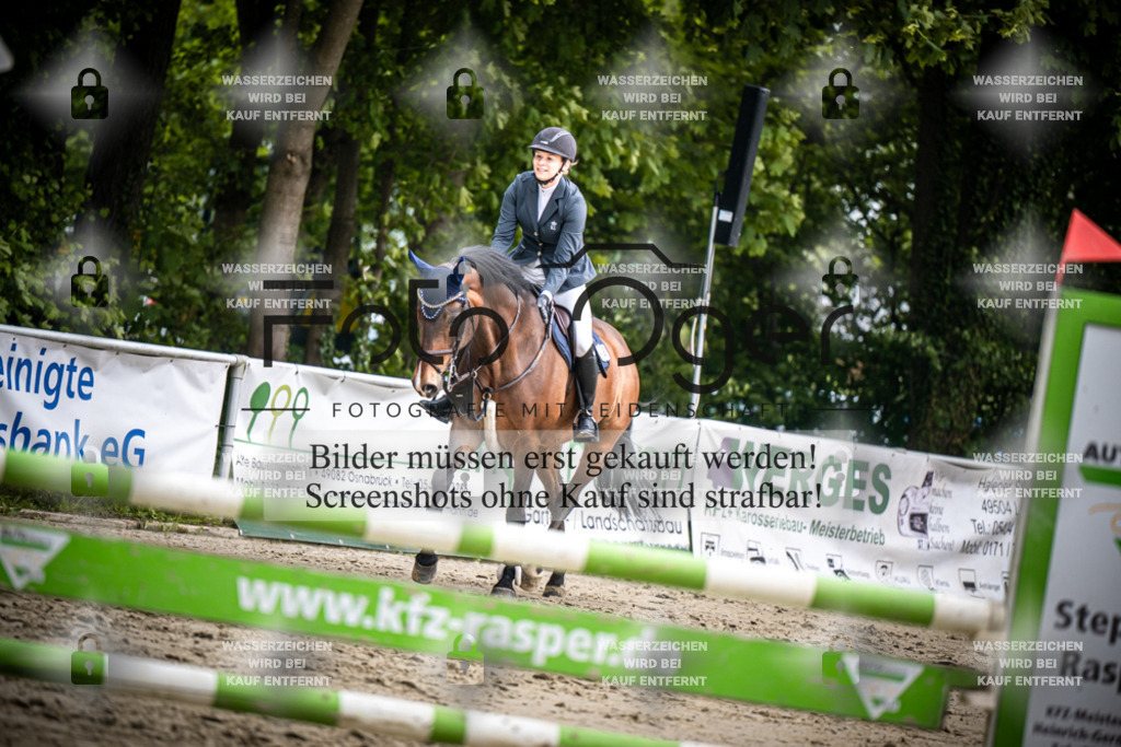 DOS_1127 | Reitturnier Venne - Realisiert mit Pictrs.com