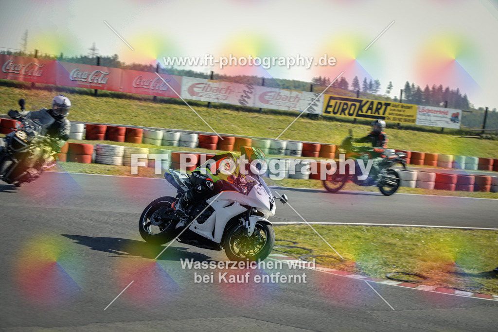 OBK_Mai_Justin_Uwe-10148 | Hier findet Ihr Bilder von Touristenfahrten auf der Nürburgring Nordschleife oder von anderen Veranstaltungen die ich besucht habe. Viel Spass beim Durch Schauen 
