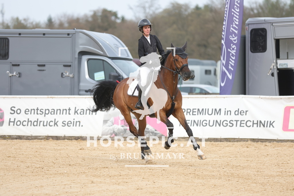 0P6A7502 | Willkommen bei Brunnmayr - Design & Fotografie – Ihrem Spezialisten für Reitturniere und Pferdeveranstaltungen in Oberösterreich, Salzburg und Bayern! Seit über 17 Jahren sind wir leidenschaftlich dabei.