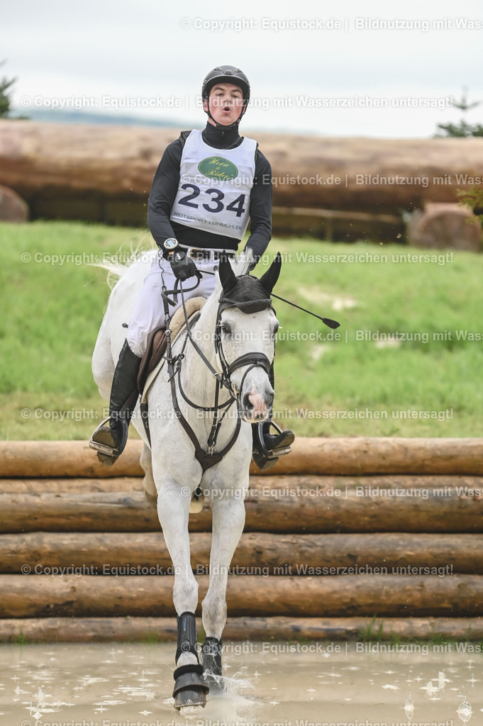 20230513_CCI2_Section2_Gelände_0561 | equistock
