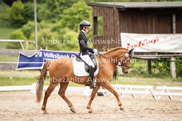Bad_Meinberg_08957 | saradresslerfotografie - Realisiert mit Pictrs.com