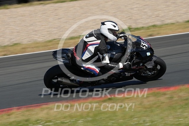 2024_05_16_PBK_13901 | Sportfotografie; SlowMotion; Video; Rennstrecke; Hafeneger; Speer; Racing; RSE; BMW; CBO; Trackday; Motorsportarena; Hockenheimring; Brno; Most; Barcelona; Valencia