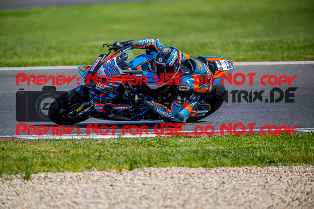 MaZZes_FotoMatrix_220506_90882 | Fotograf Mathias Schmid
Sportfotograf,
Eventfotograf,
Hochzeitsfotograf,
Portraitfotograf