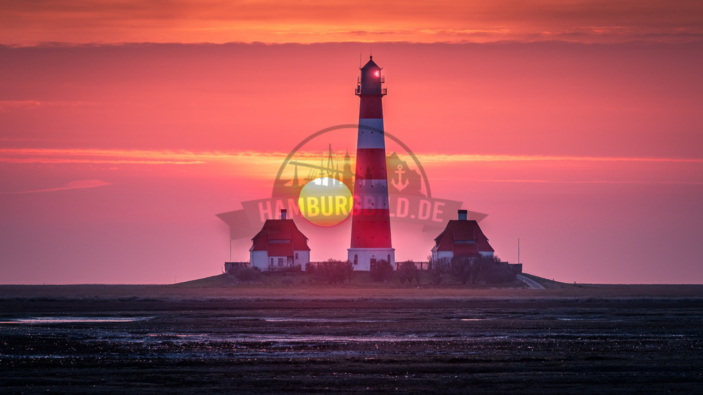 Leuchtturm-by-stativkunst.de-005 | Exklusive Hamburg collagen, tolle Segelbilder und viele weitere tolle Motive auf Leinwand, Poster, Alu-Dibond, u.v.m. findet Ihr bei uns auf hamburgbild.de. Findet Euer Wandbild für Euer Zuhause, Büro oder die  Praxis…. - Realisiert mit Pictrs.com