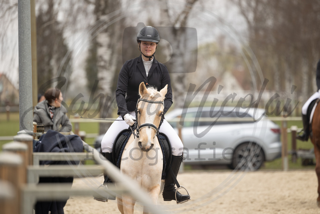 994A8564 | sabrinanicolaifotografie - Realisiert mit Pictrs.com