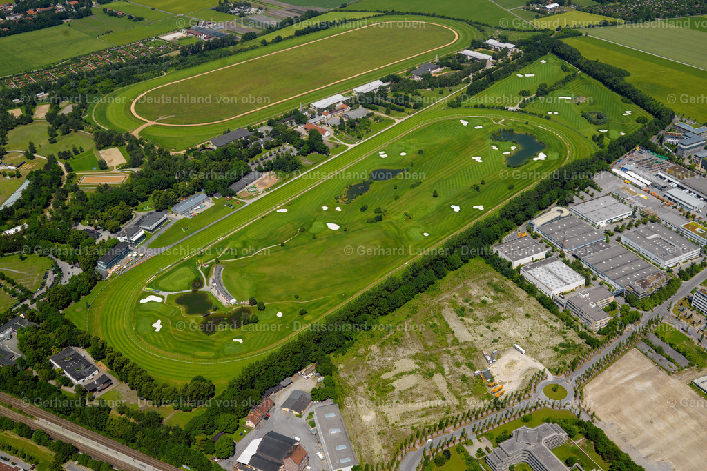 2810196 | Golfzentrum und Galopprennbahn, München-Riem