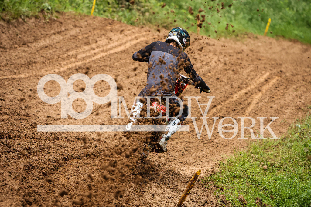 5E6A5316 | 989 MEDIAWORK
