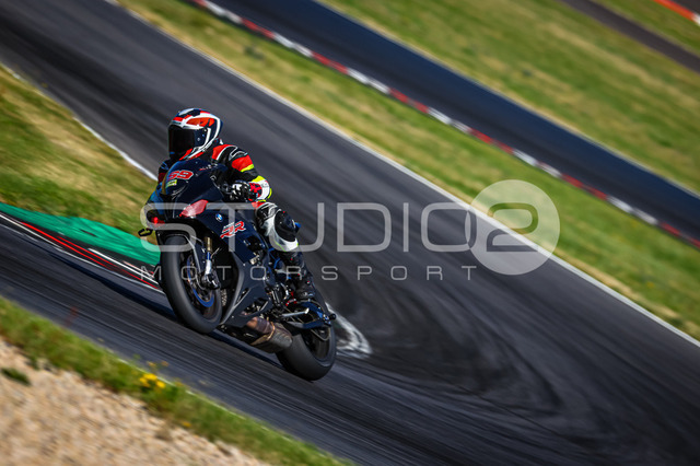 0459-260711LR-002_459 | Deine Full-Service-Agentur für ✔️Videoproduktionen und ✔️Motorsportfotografie Jetzt Angebot anfragen!