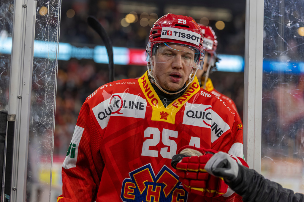 EHCB vs SCB 20260312_wb-3905 | Sportbilder, Sportfotograf, Hochzeits- und Eventfotografin, Flugshows, Portraits und Tiershooting, Aviation, Downhill, Nationalleague, Swissleague, International