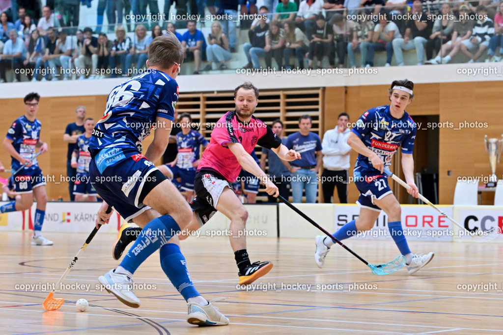 VSV Unihockey vs. Wiener Floorball Verein | #66 Jakob Rainer VSV Unihockey, #9 ZEHETNER Laurin Wiener Floorballverein, #27 Lukas Floriantschitz VSV Unihockey, VSV Unihockey vs. Wiener Floorball Verein, VSV Unihockey vs. Wiener Floorball Verein am 18.05.2025 in Villach (Ballspielhalle St. Martin), Austria, (Photo by Bernd Stefan)