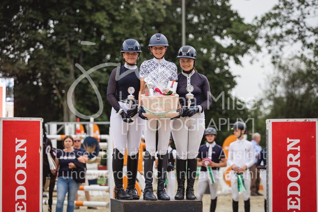 230824_Delbrueck_PonyTrophy-371 | Deine schönsten Turniermomente als professionelle Fotos! Entdecke hochwertige Pferdesport-Fotografie im Online-Shop. Jetzt Fotos finden & bestellen!