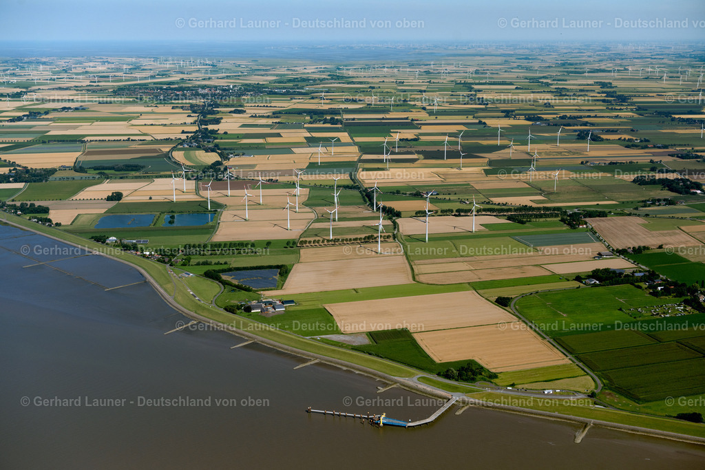 4037275 | Küstenlandschaft, Windräder bei Brunsbüttel