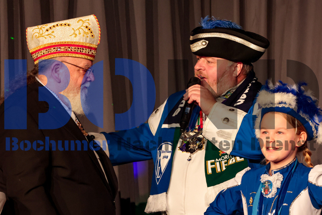 SES_GROKABO20250202-56 | bond - Realisiert mit Pictrs.com