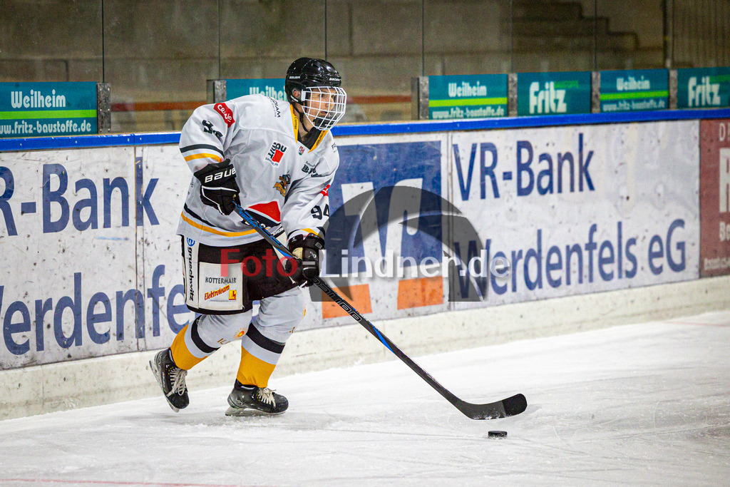 SC Forst NATURE BOYS gegen WANDERERS Germering | Eishockey Landesliaga Herren Gruppe A 2024/2025, SC Forst NATURE BOYS gegen WANDERERS Germering, 20241025,Franz Ludwig MÜLLER (WANDERERS Germering 94) in Aktion, Freisteller,2024-10-25 in Peißenberg (Eisstadion Peißenberg), Franz Ludwig MÜLLER (WANDERERS Germering 94)Copyright: WolfgangxLindner www.foto-lindner.de