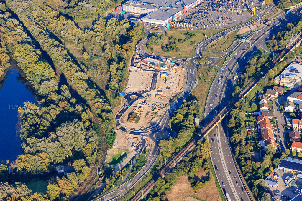 Luftbild: Erschließungsarbeite für das Max-Center II im Ortsteil Maximiliansau in Wörth im Bundesland Rheinland-Pfalz in Deutschland. Foto: IMG_45334.jpg vom 21.09.2011 durch Werner Riehm/FLY-FOTO.deAuflösung des Originals: 4752 x 3168 px